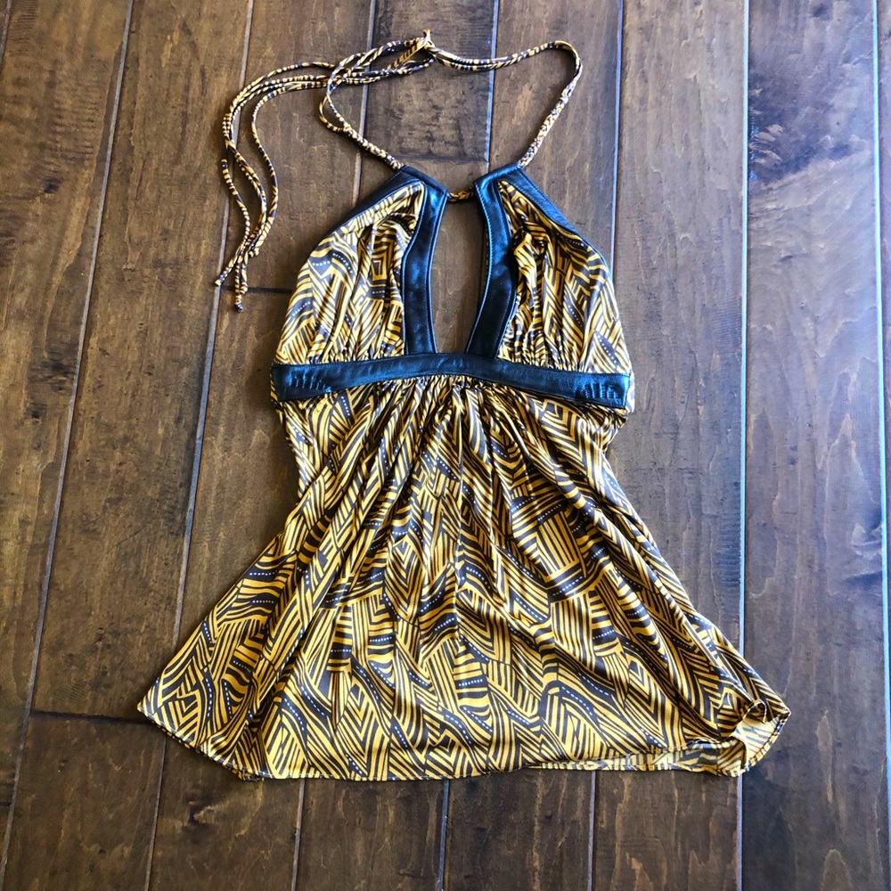 Sky sexy halter style top